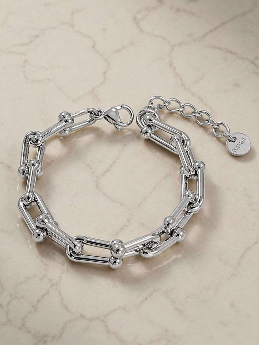 Bar Chain