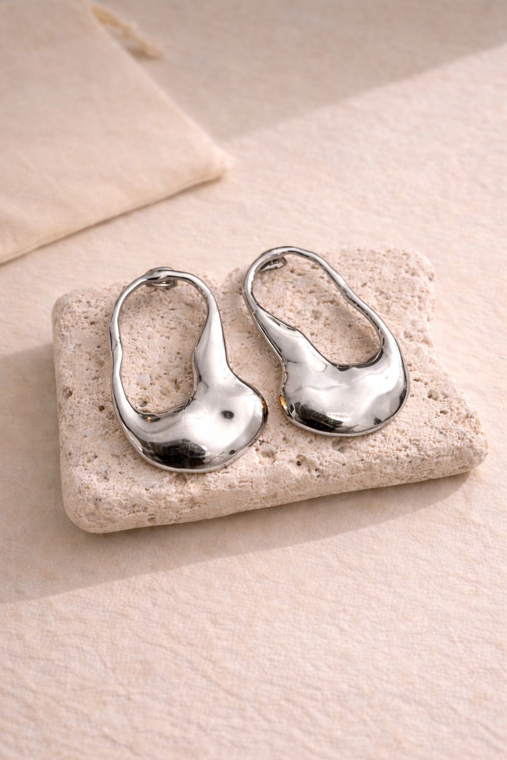 Liquid Hoops