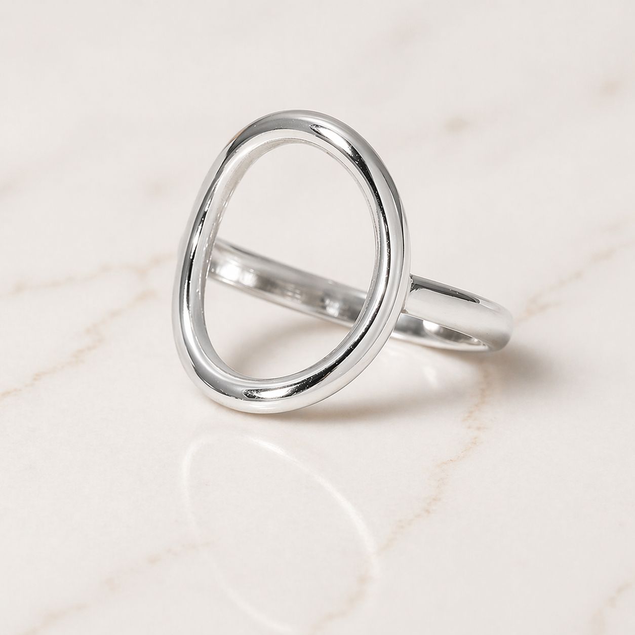 Oval Frame Ring