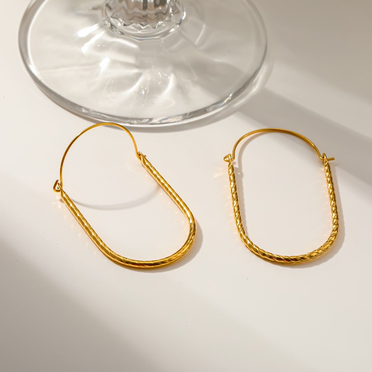 Oval Hoops