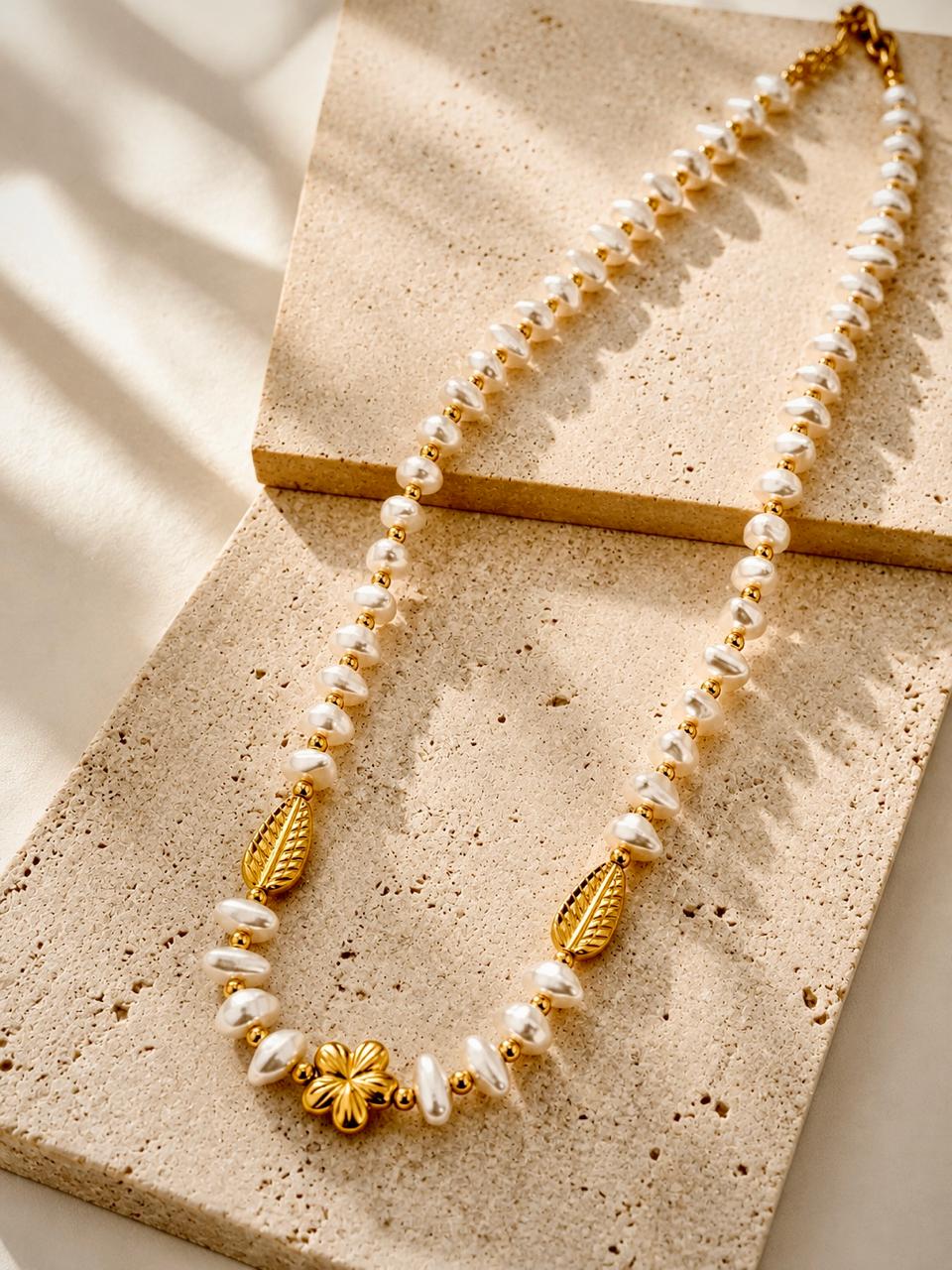 Serena Pearl Necklace