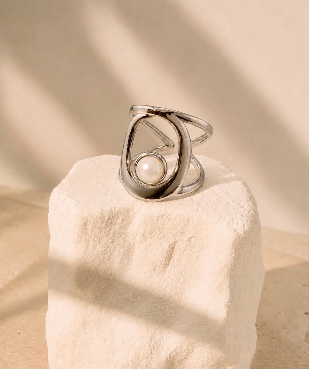 Serena Orbit Ring