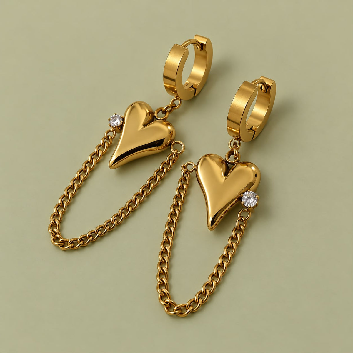Amora Chains